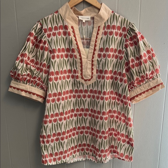 entro Tops - NWT Floral Entro Blouse XL V Neck New with Tags